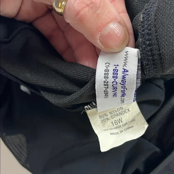 Always for Me Chic Solids Black Halter Swimsuit Sz 16W - Picture 9 of 11